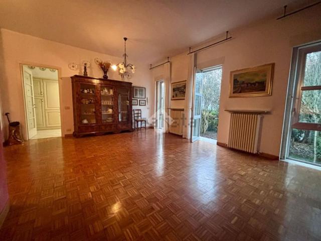 Casa in vendita a Re, Reggio Emilia