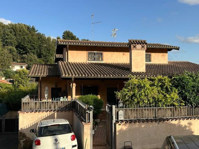 Casa in vendita a Roma Capitale, Lazio