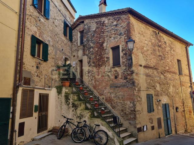 Casa in vendita a Cinigiano, Toscana
