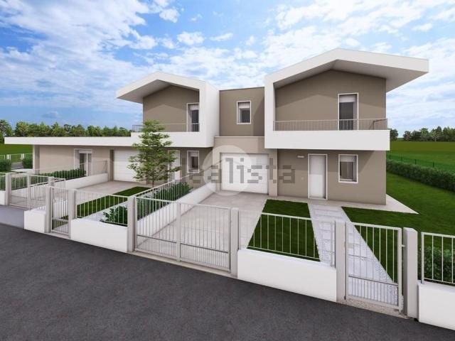 Casa in vendita a Lonato, Lombardia