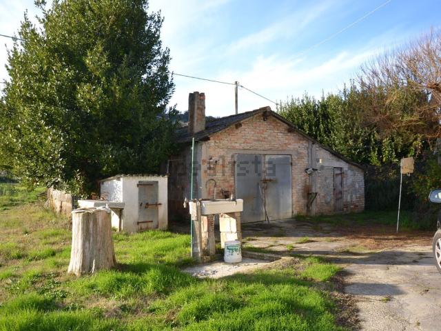 Casa in vendita a Marche, Ancona