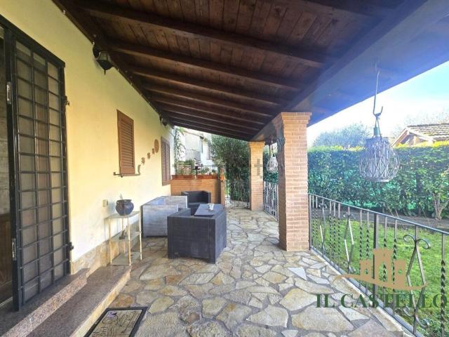 Casa in vendita a Poggetto, Gioiella