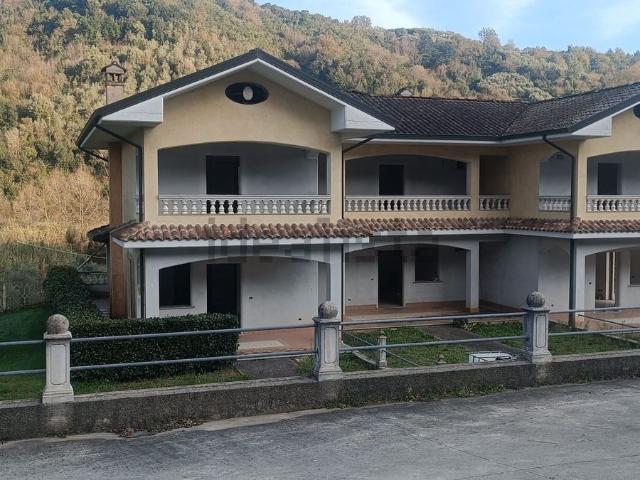 Casa in vendita a Sessa Cilento, Campania