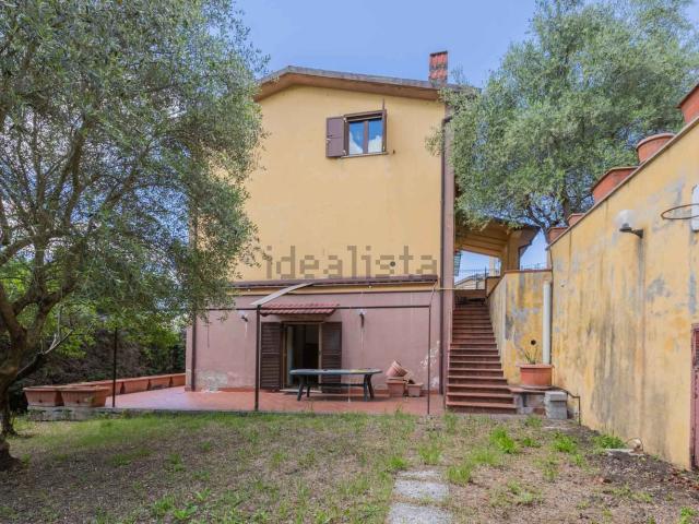 Casa in vendita a Poggio Moiano, Lazio
