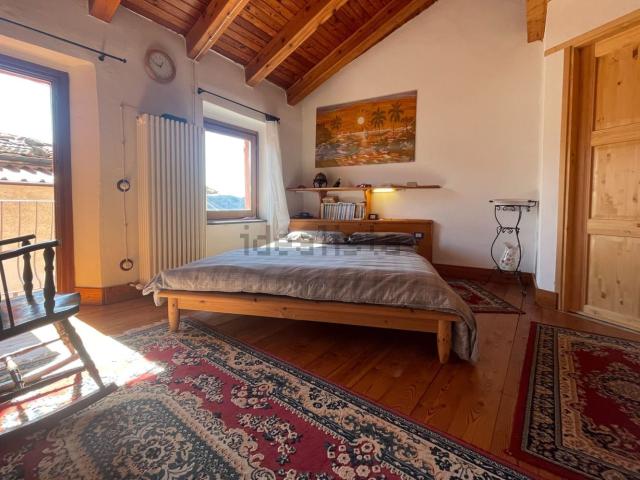 Casa in vendita a Follo Alto, Follo