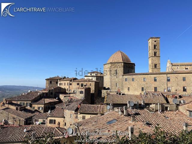 Casa in vendita a Volterra, Toscana