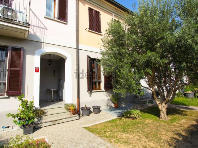 Casa in vendita a Bustighera, Mediglia