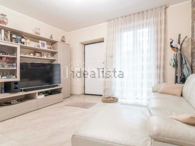 Casa in vendita a Turate, Lombardia