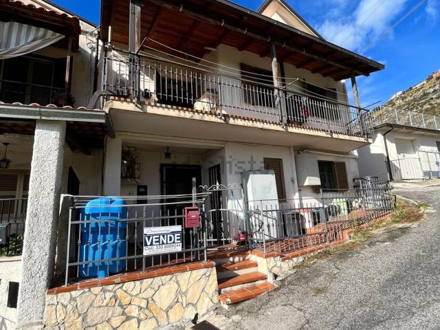 Casa in vendita a Arce, Lazio