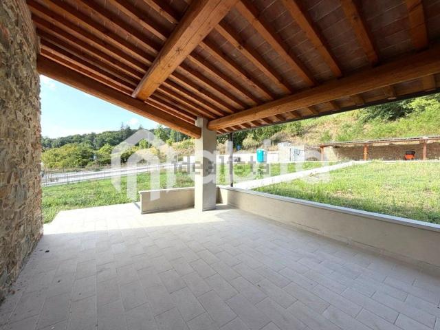 Casa in vendita a Leccio, Reggello