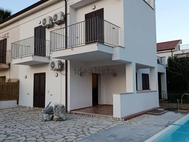 Casa in vendita a Carini, Sicilia