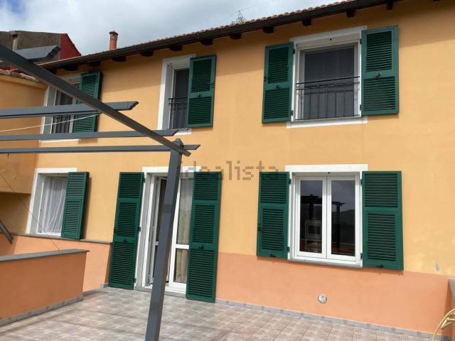Casa in vendita a Vezzi Portio, Liguria