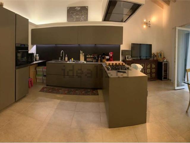 Casa in vendita a Fabbrica, Carrara