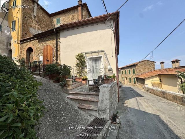 Casa in vendita a La Pieve, Chianni