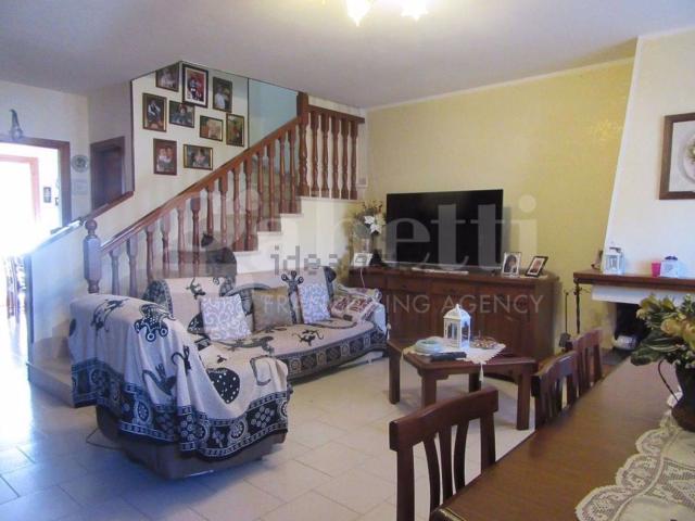 Casa in vendita a Bivio Di Ravi, Toscana