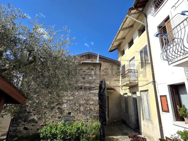 Casa in vendita a Valdagno, Veneto