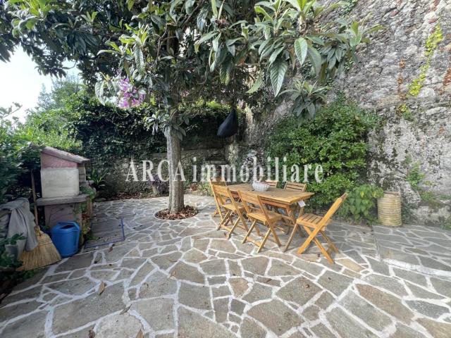 Casa in vendita a Camaiore, Toscana