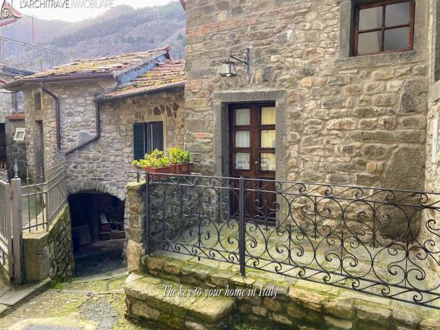 Casa in vendita a Unione di comuni Montana Lunigiana, Comano