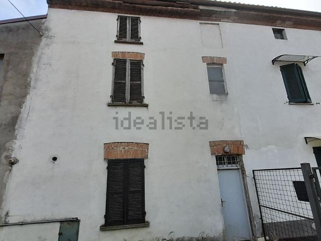 Casa in vendita a Robecco Pavese, Lombardia
