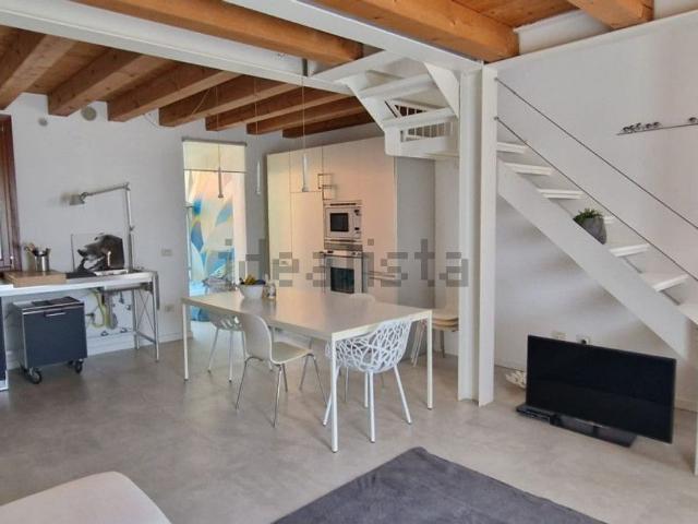 Casa in vendita a Padova, Cave