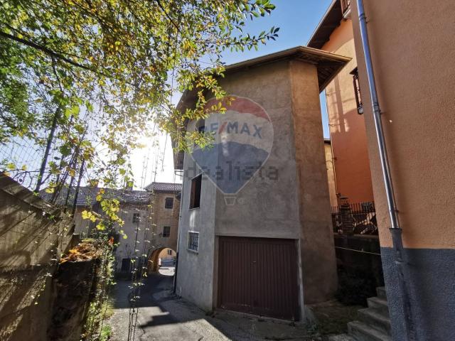 Casa in vendita a Valdilana, Piemonte
