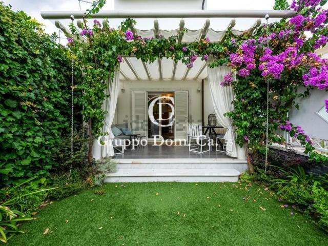 Casa in vendita a Roma Imperiale, Forte Dei Marmi