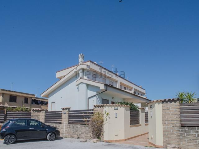 Casa in vendita a Passoscuro, Roma Capitale