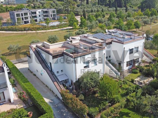 Casa in vendita a Comunità Montana Parco Alto Garda bresciano, Salò