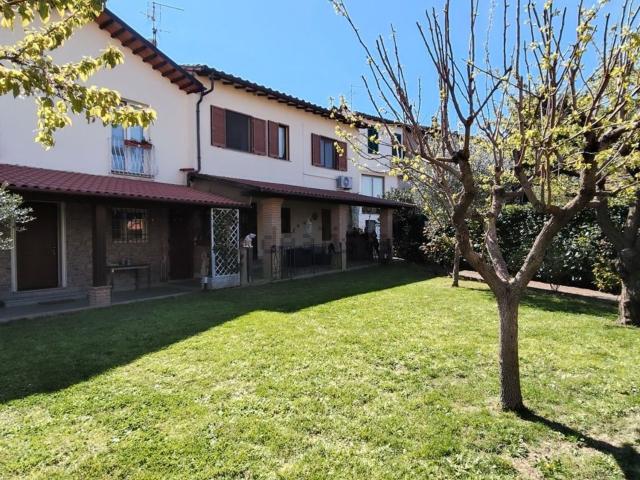 Casa in vendita a Poggetto, Gioiella