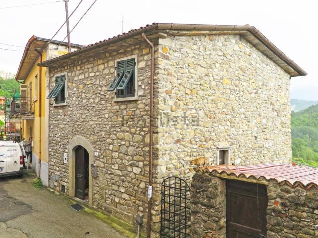 Casa in vendita a Unione di comuni Montana Lunigiana, Fivizzano
