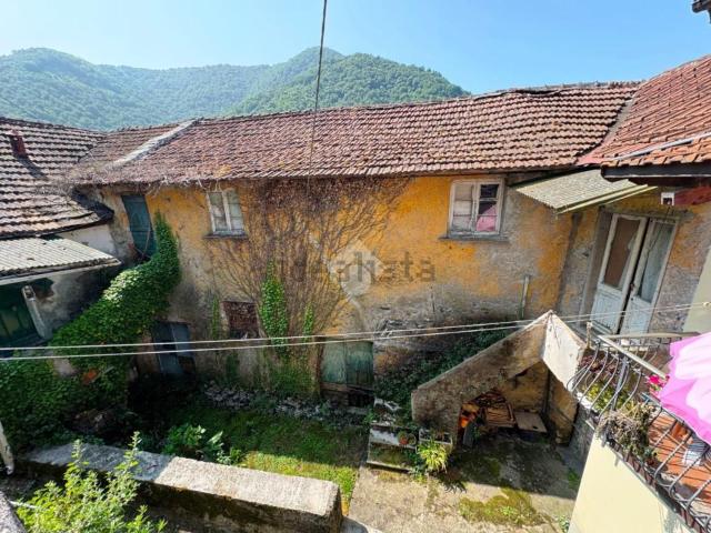 Casa in vendita a Serra Riccò, Liguria