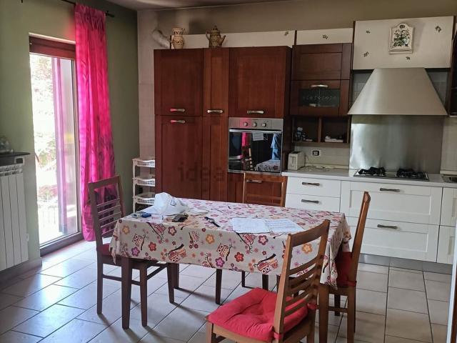 Casa in vendita a Oricola, Abruzzo