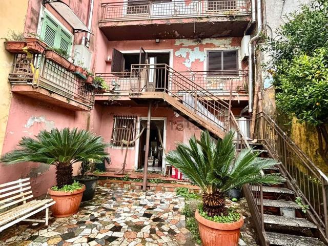 Casa in vendita a Capanne, Montignoso