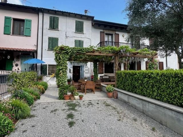 Casa in vendita a Tresinaro - Secchia, Re