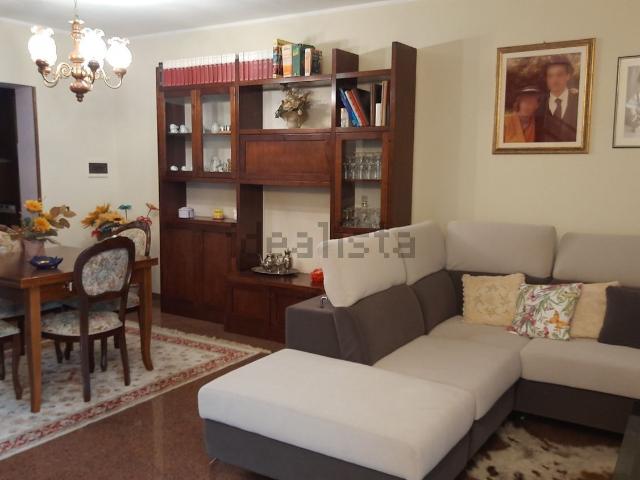 Casa in vendita a Grotta Parlanti, Montevettolini