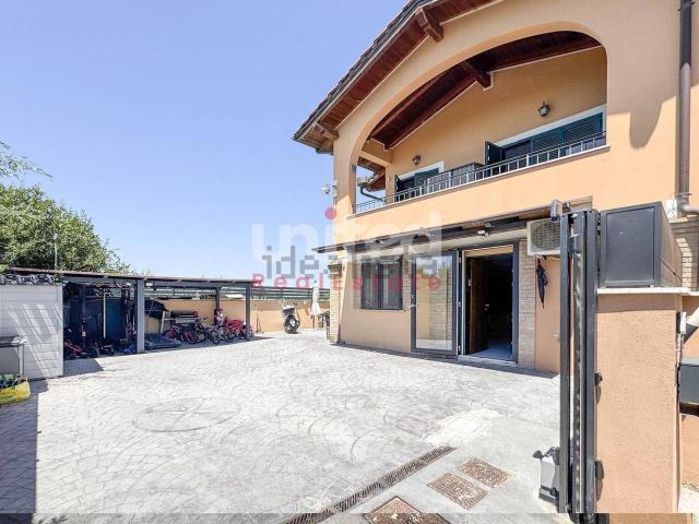 Casa in vendita a Stagni di Ostia, Roma Capitale