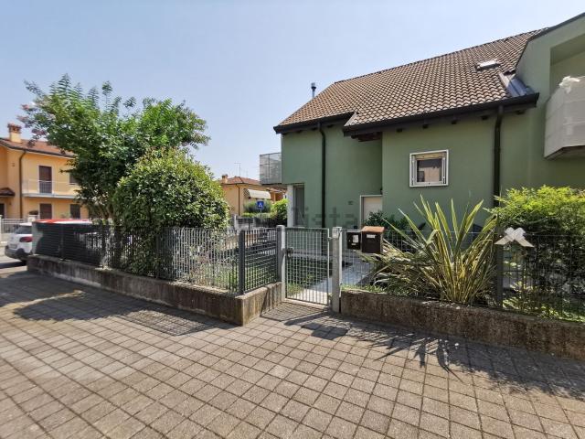 Casa in vendita a Sanguinetto, Veneto