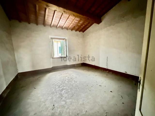 Casa in vendita a Carmignano, Comeana