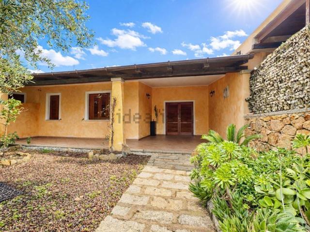 Casa in vendita a San Pantaleo, Sardigna/Sardegna