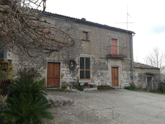 Casa in vendita a Alvignano, Campania
