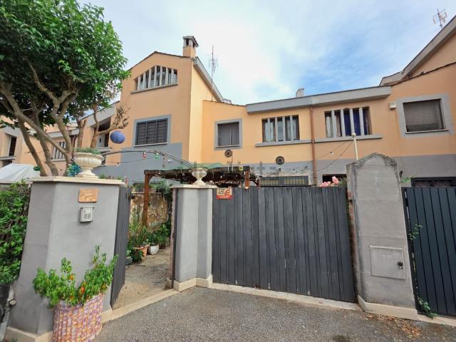 Casa in vendita a Guidonia Montecelio, Roma Capitale