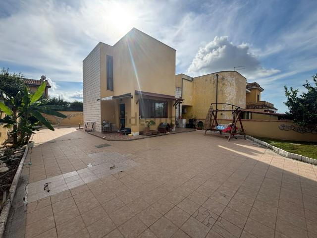 Casa in vendita a Nuova Florida, Ardea