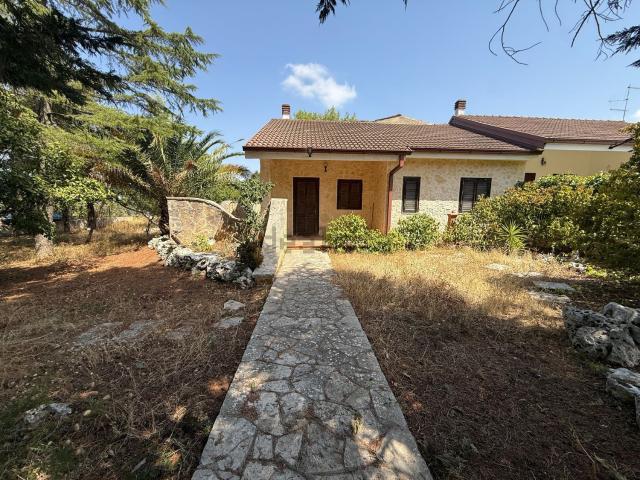 Casa in vendita a Puglia, Bari