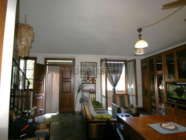 Casa in vendita a Montefollonico, Torrita di Siena