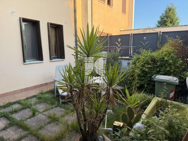 Casa in vendita a Borgo Castelletto, Mantova