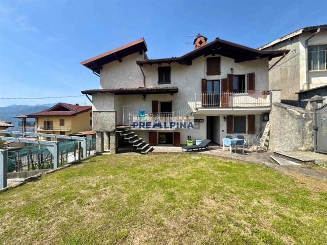 Casa in vendita a Peia, Lombardia