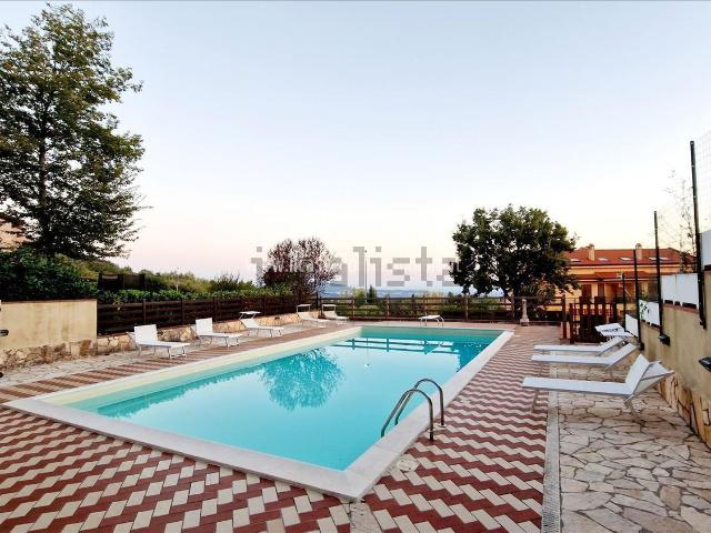 Casa in vendita a Sarteano, Siena