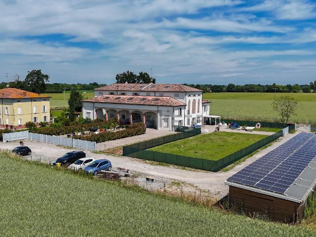 Casa in vendita a Lubiana, Sorbolo