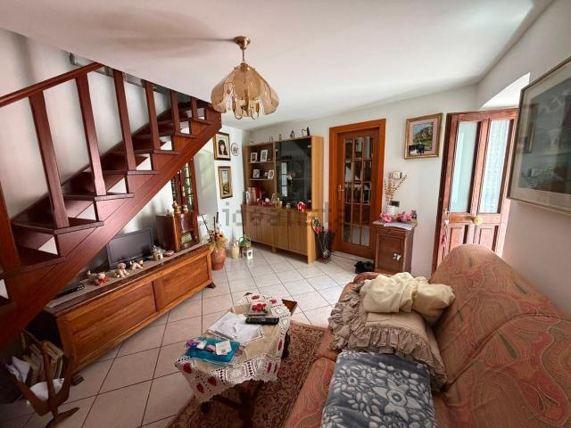 Casa in vendita a Luni, Liguria
