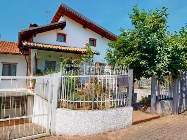 Casa in vendita a Ortovero, Liguria